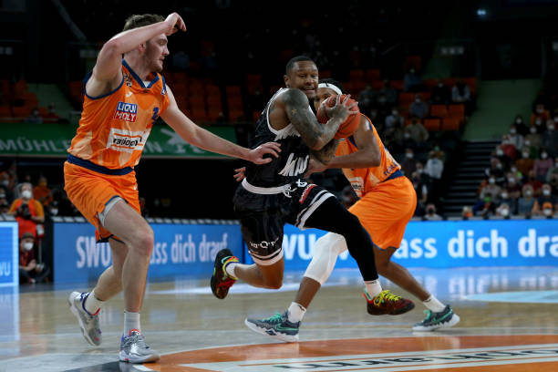 端承担了大 端承担了大